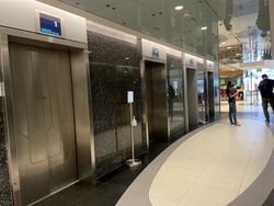 Peninsula Plaza (D6), Retail #526865671